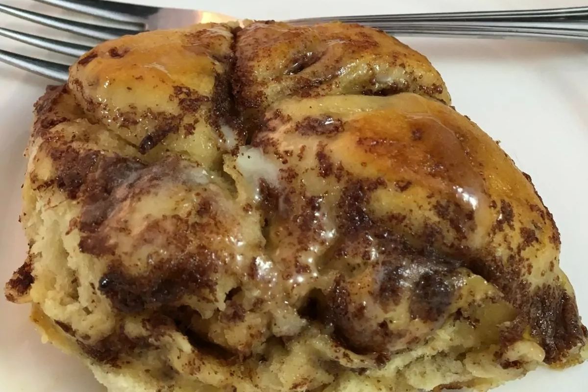 cinnamon roll casserole served.