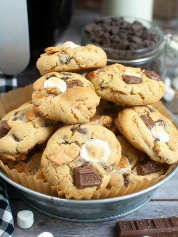 FEATURED Air Fryer S’mores Cookies