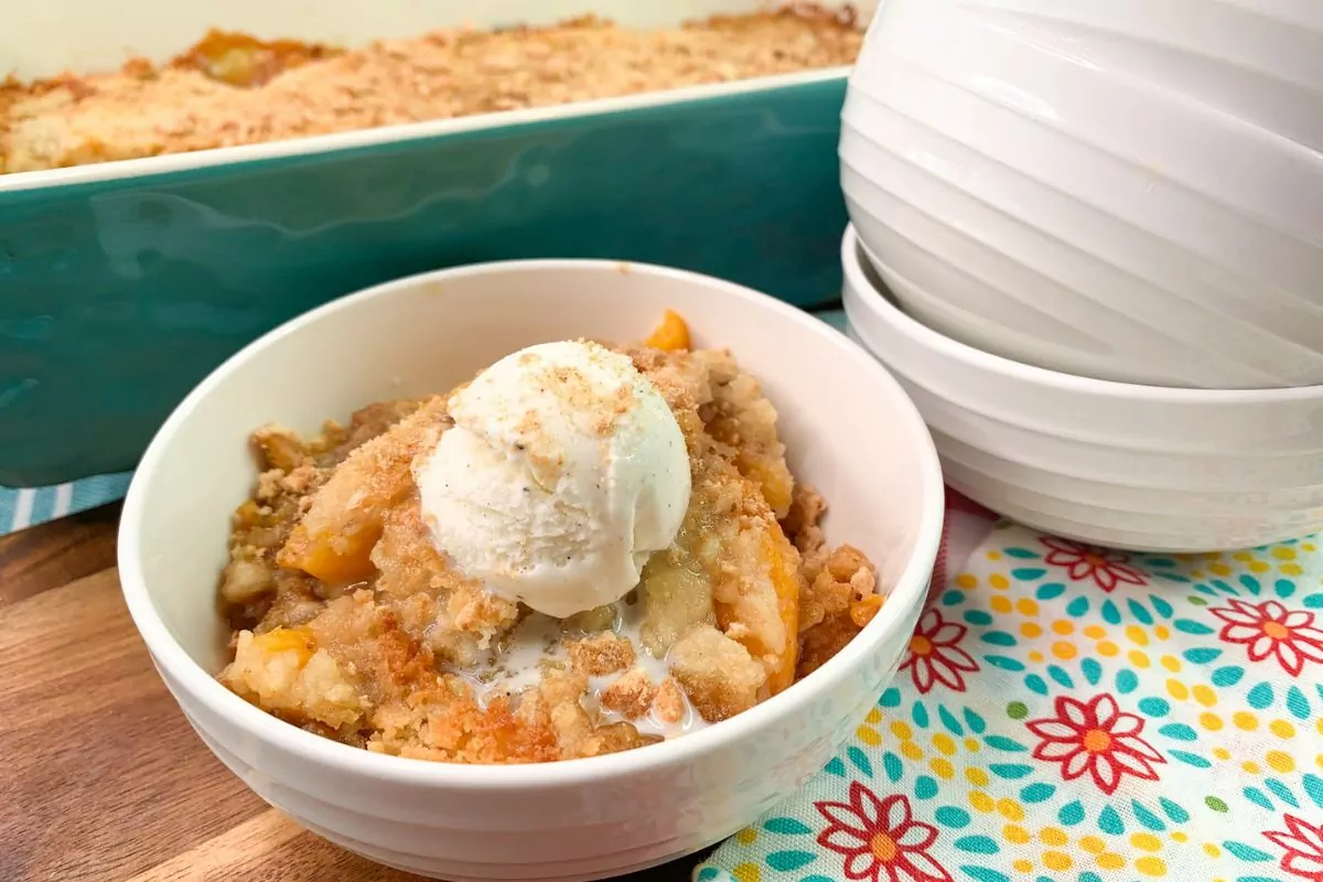 peach cake with cinnamon toast crunch cereal topping.