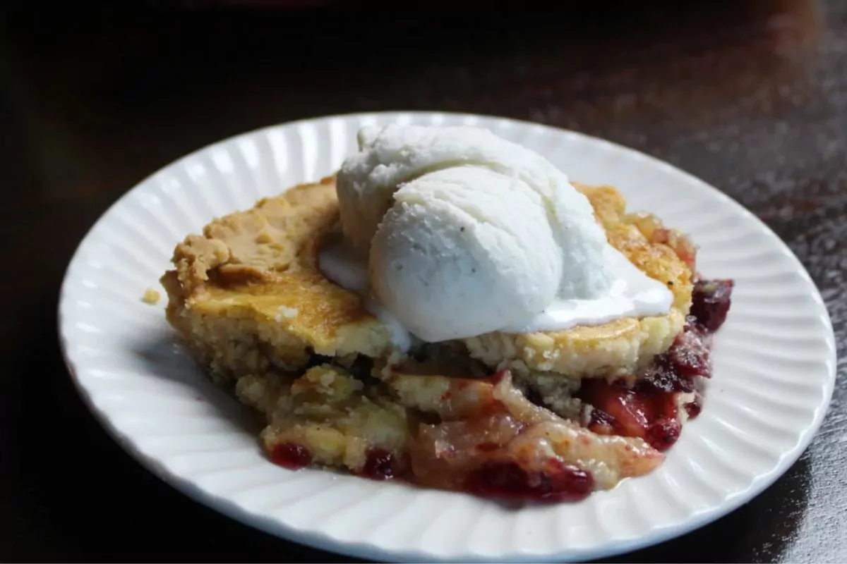 apple cranberry cake.