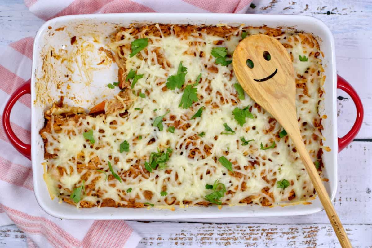 a casserole made of sweet potatoes and shredded chicken.
