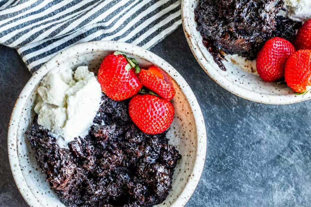 slow cooker lava cake.