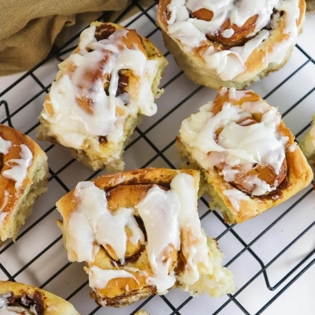 FEATURED Pumpkin Cinnamon Rolls