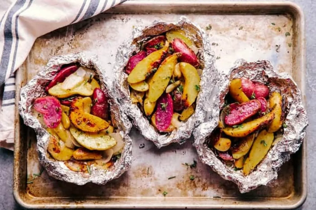 3 foil pack potato with garlic and butter