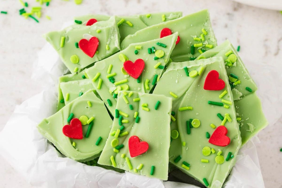 green chocolate bark with heart and yellow green sprinkles