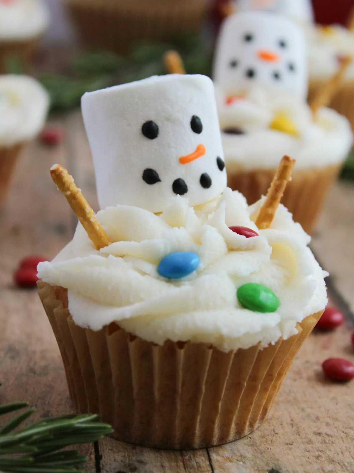 Melting Snowman Cupcakes