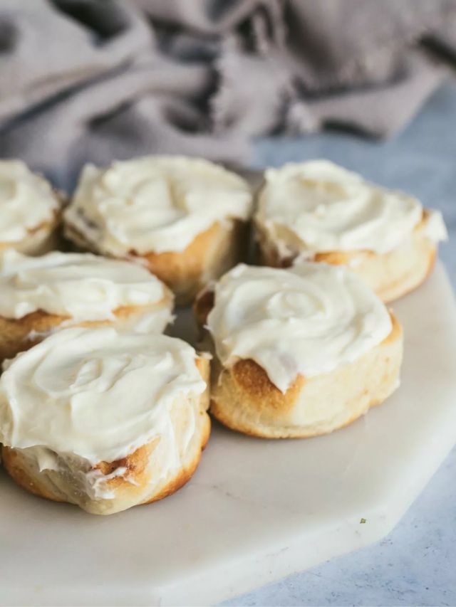 Air Fryer Cinnamon Rolls - Ready in Minutes! Story