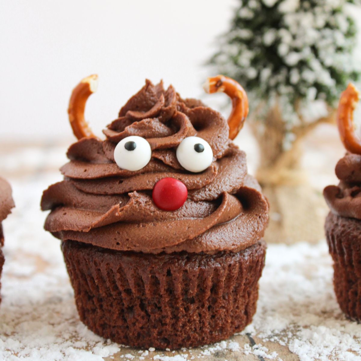 Chocolate Reindeer Cupcakes