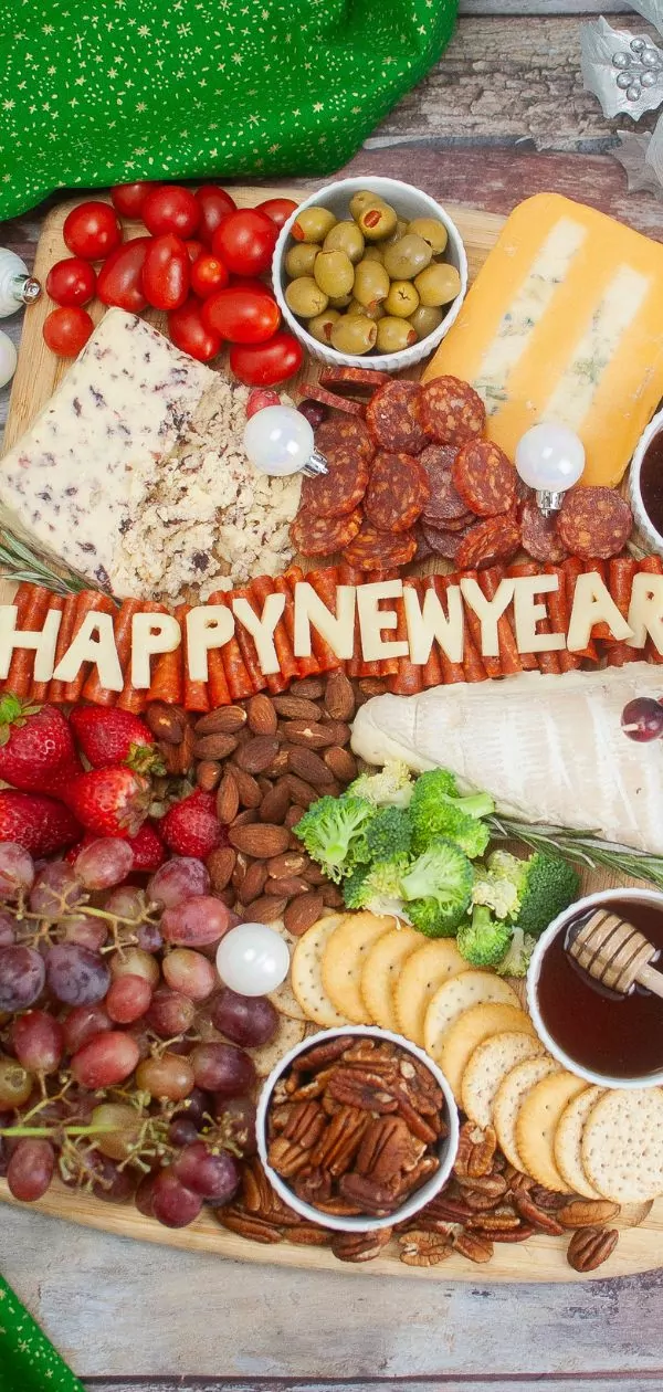 New Year’s Eve Charcuterie Board Pin