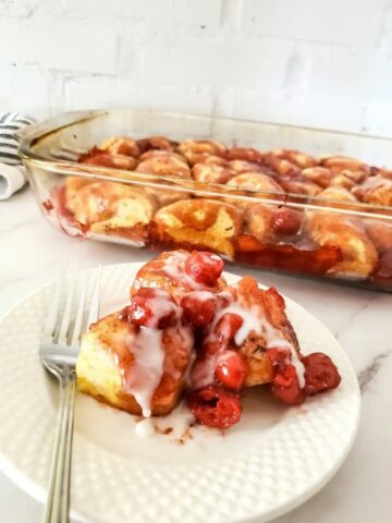 Cherry Pie Bubble Up Dessert-Cover image.