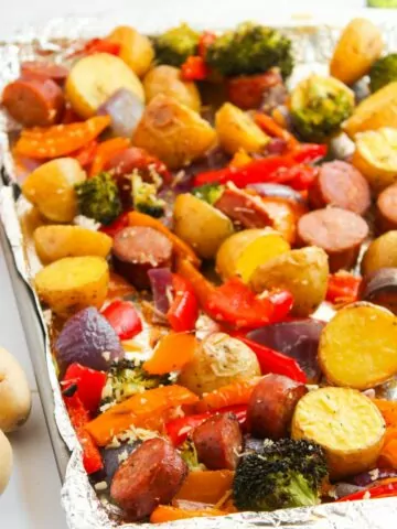 Sheet Pan Sausage and Vegetables