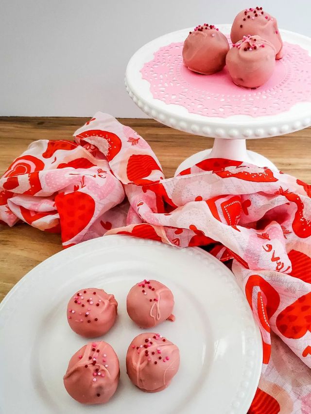 Valentine's Day Oreo Truffles Story