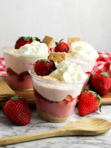 Strawberry Pudding Cups-Cover image.