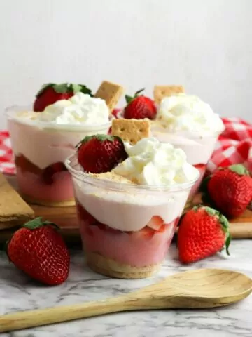 Strawberry Pudding Cups-Cover image.