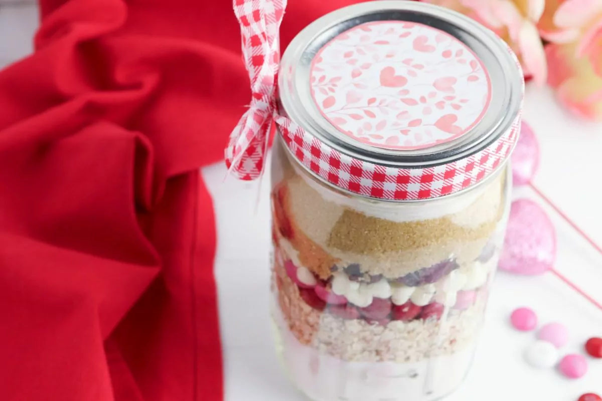 cookie mix in a jar with ribbon