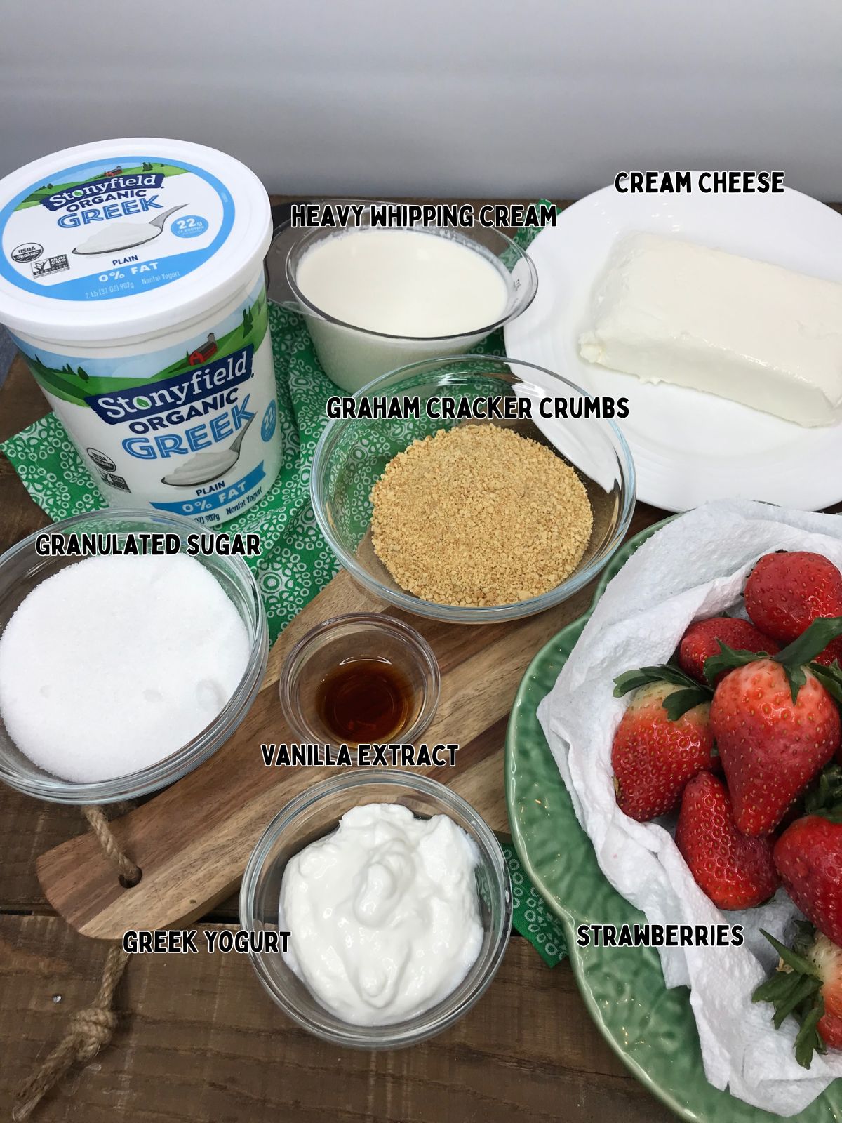 ingredients for greek yogurt cheesecake strawberries.