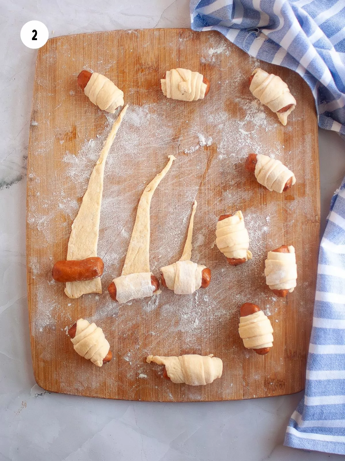 little smoked sausages wrapped in crescent roll dough