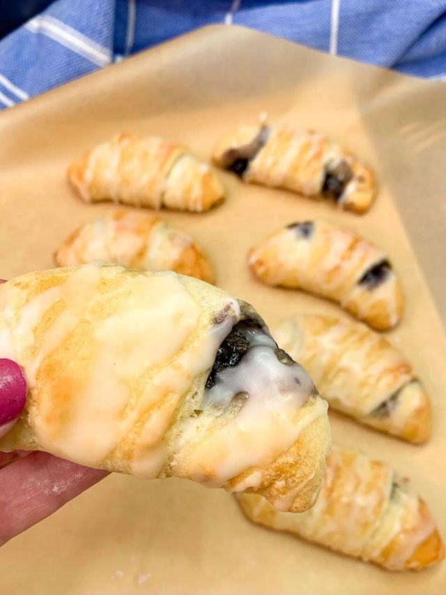 Blueberry Danish Crescent Rolls Story