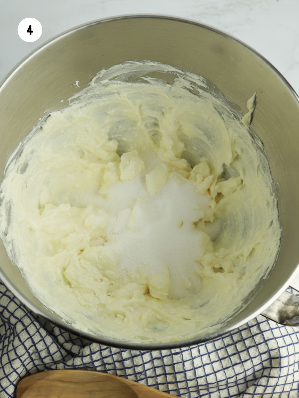 sugar added to the cream cheese