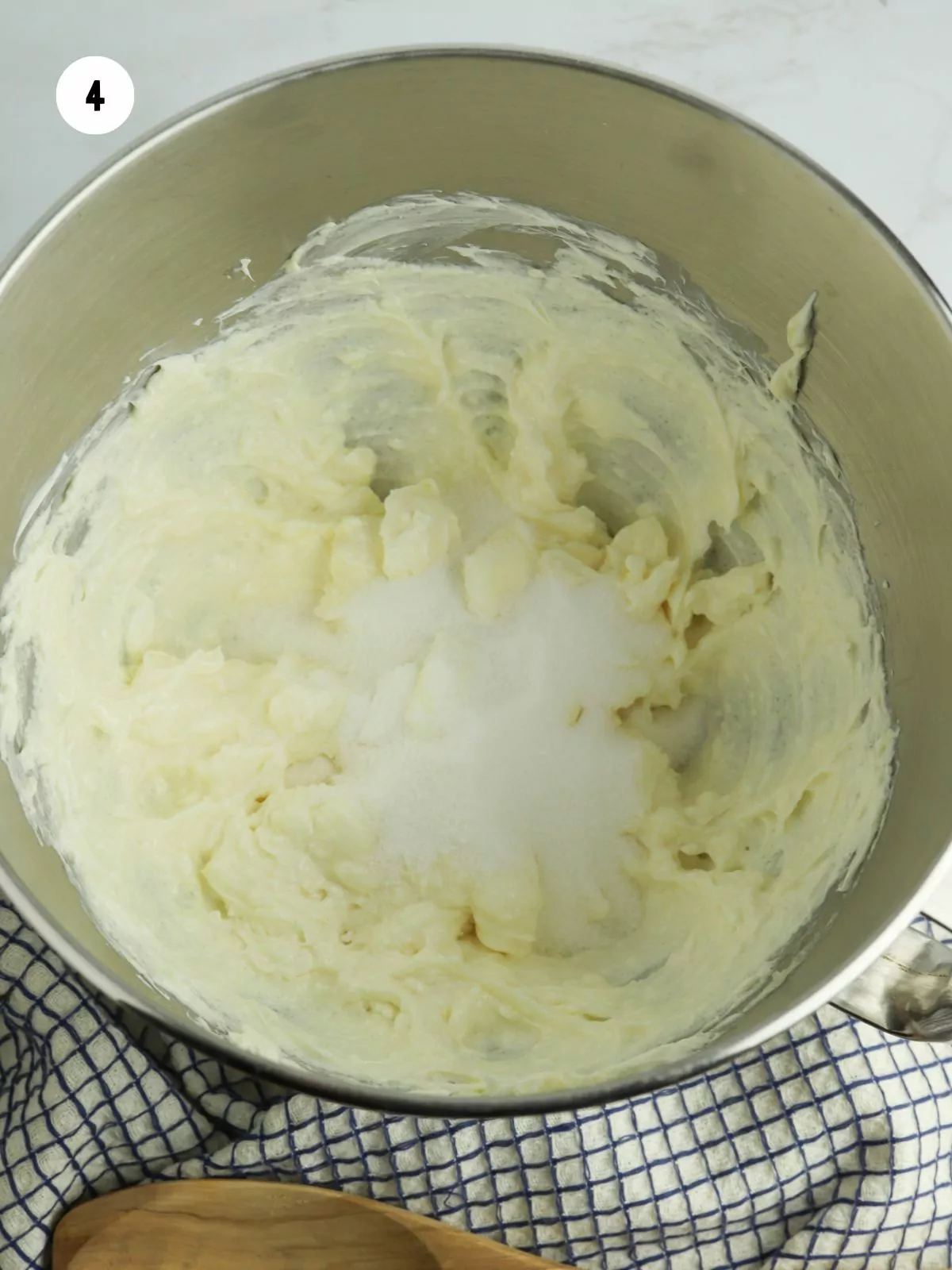 sugar added to the cream cheese