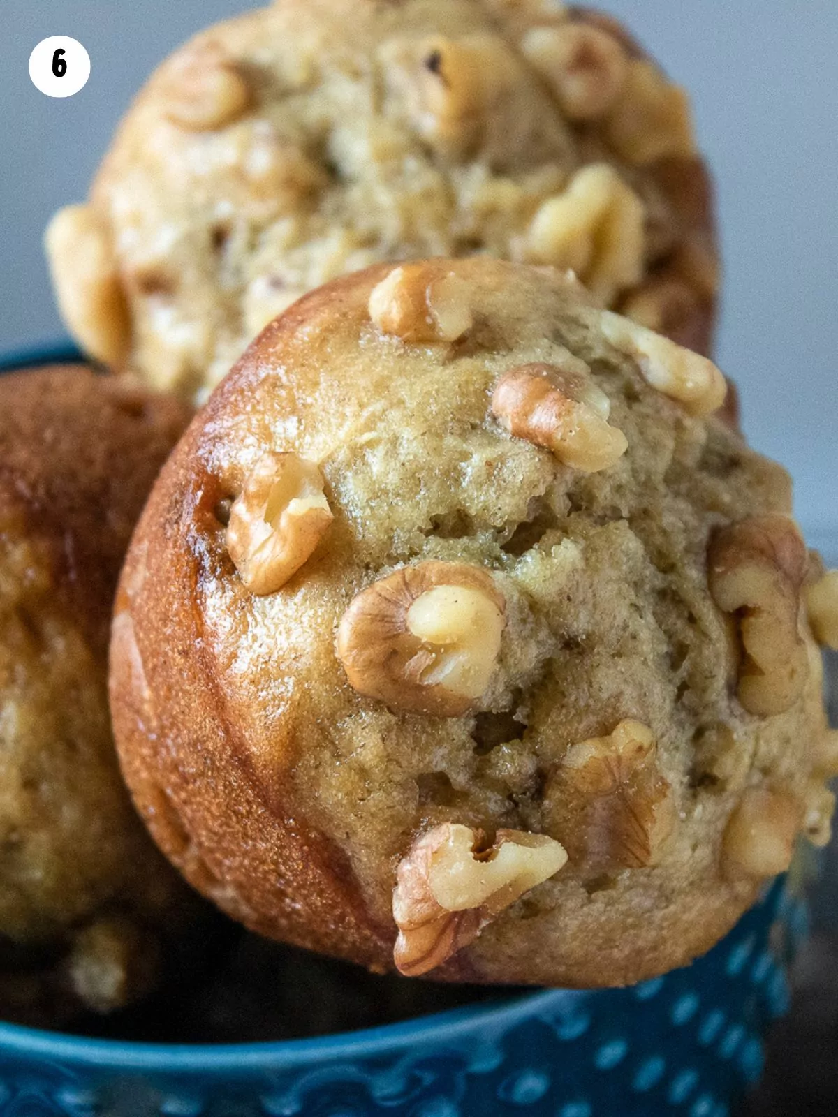 baked banana nut muffins