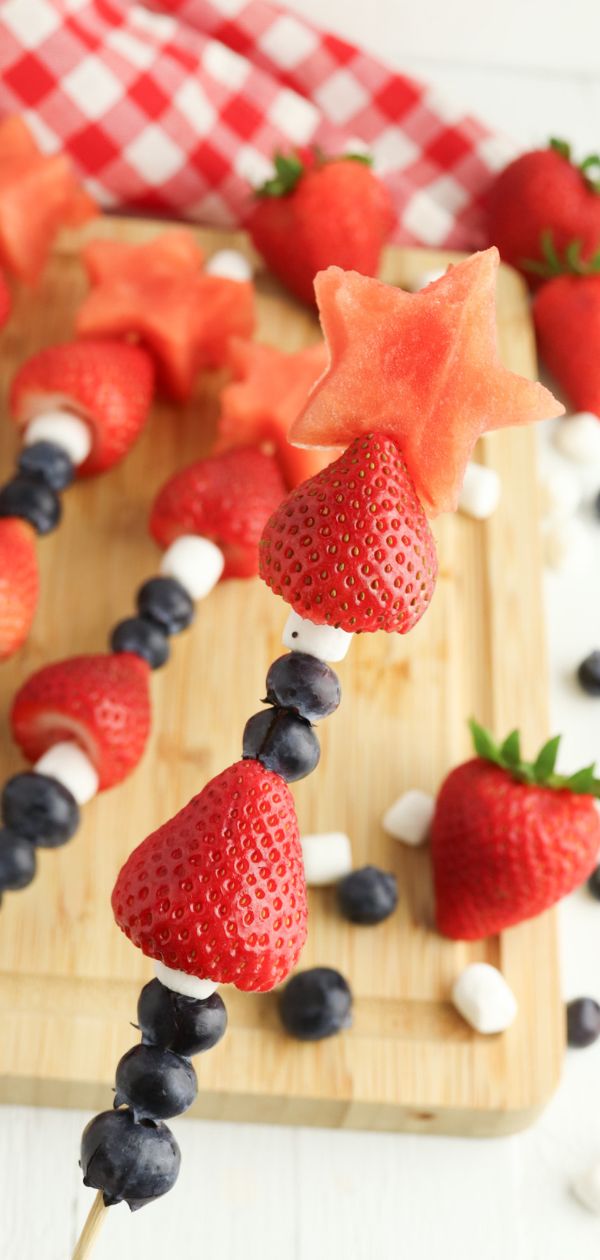 4th of July Fruit Kabobs Pin.