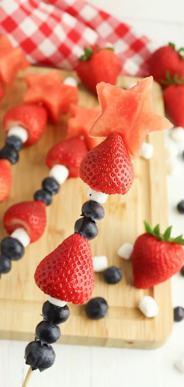 4th of July Fruit Kabobs Pin.