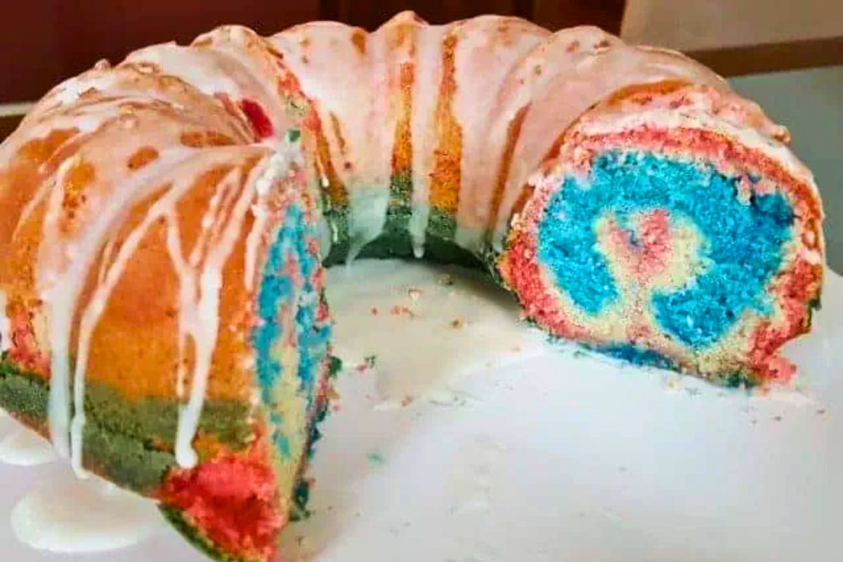 Patriotic Bundt Cake