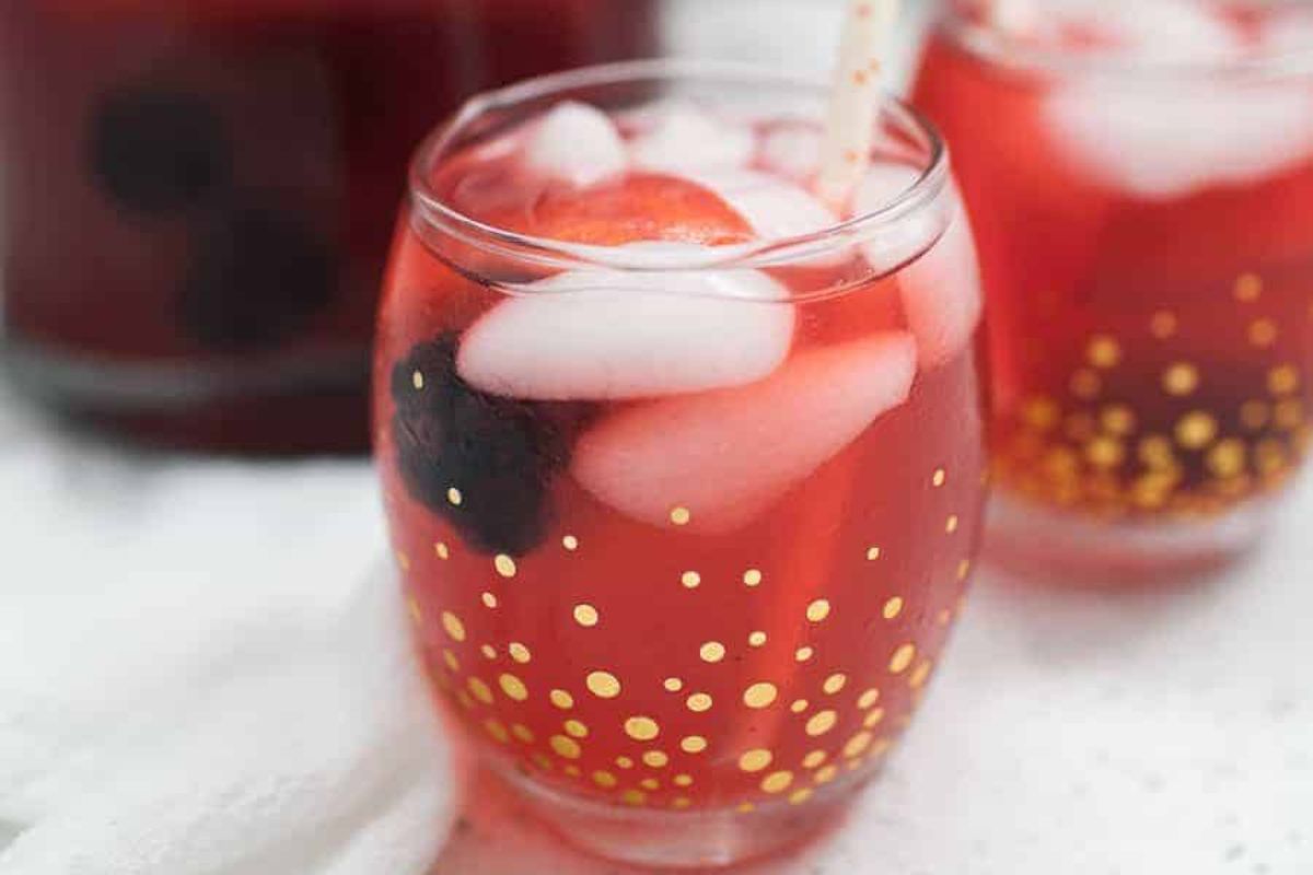 glass Peach Blackberry Lemonade Mocktail