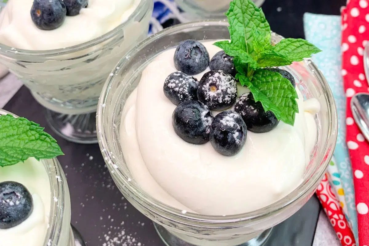 Weight Watchers Cheesecake Pudding and Cool Whip
