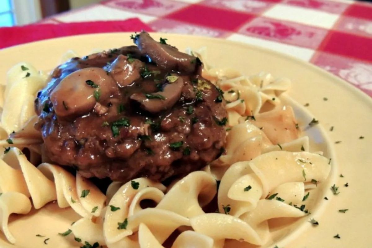 Hamburgers with Homemade Mushroom Gravy