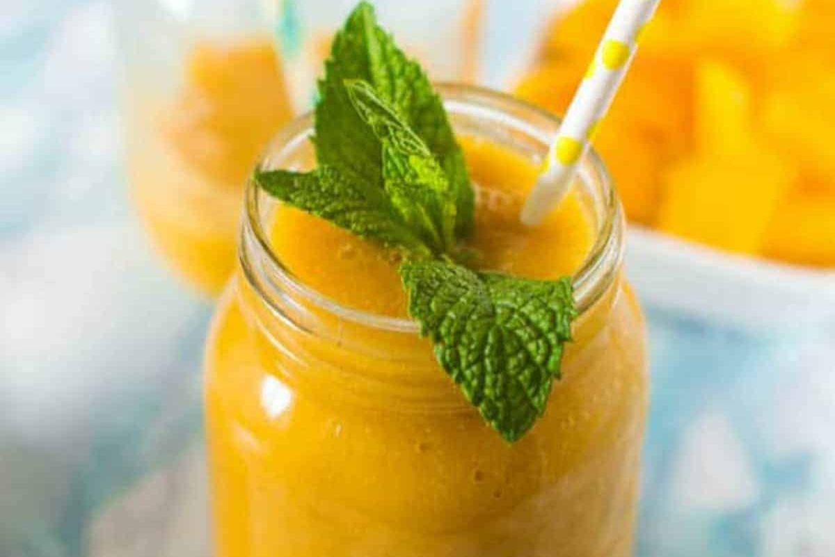 Mango Coconut Water Smoothie