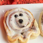 Pillsbury Halloween Ghost Cinnamon Rolls Pin.