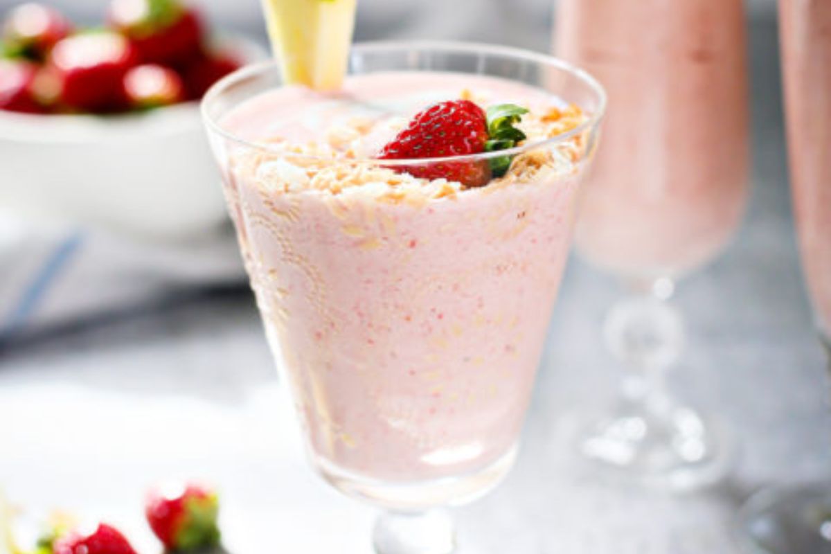 Strawberry Pineapple Smoothie