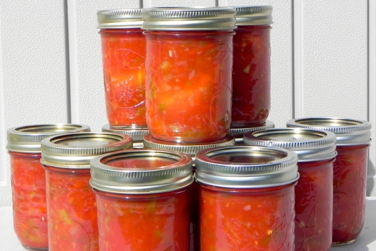 Zesty Salsa for Canning