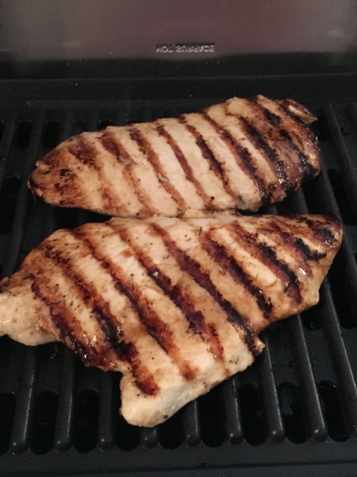 grilled chicken done on grill.