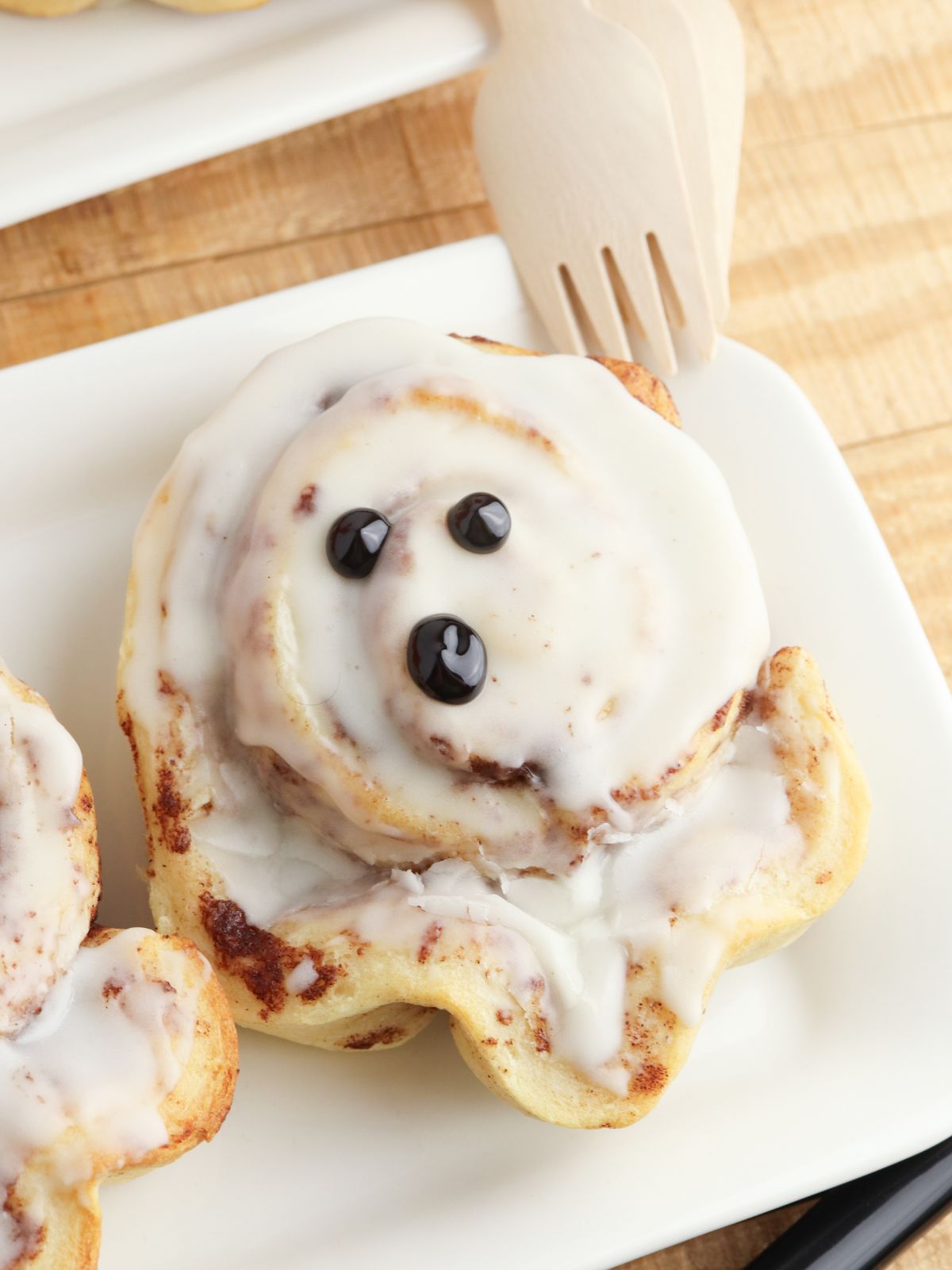 Close up of the ghost cinnamon roll for Halloween.
