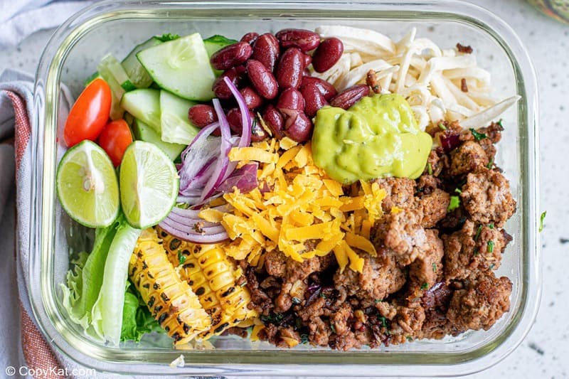 Delicious Taco Bowl: A Healthy Deconstructed Taco Recipe