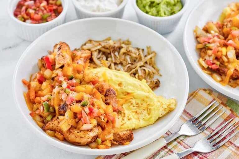 Denny’s Chicken Fajita Breakfast Skillet