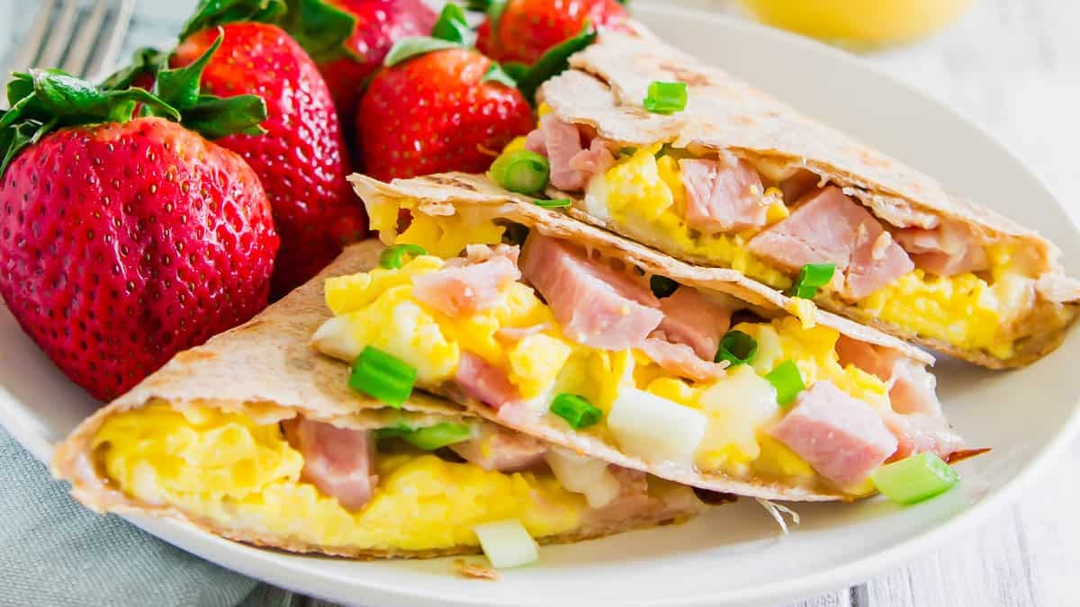Easy Breakfast Quesadilla