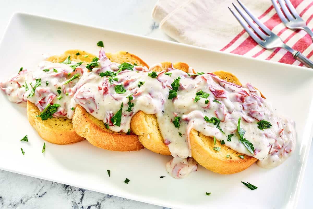 Creamed chipped beef: The comfort food classic that fed an army
