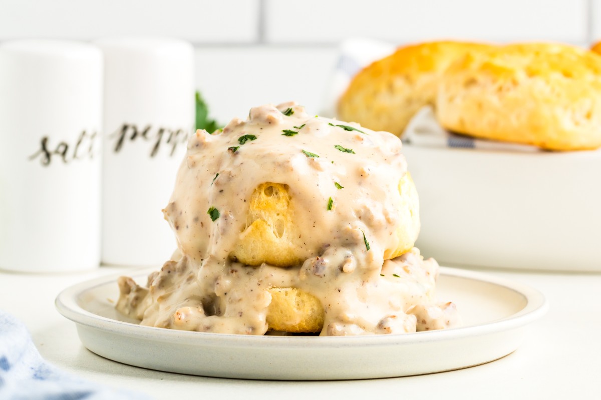 Easy Southern Country Gravy