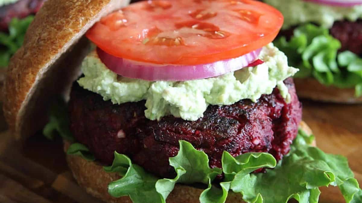 BBQ Beef Beet Burgers