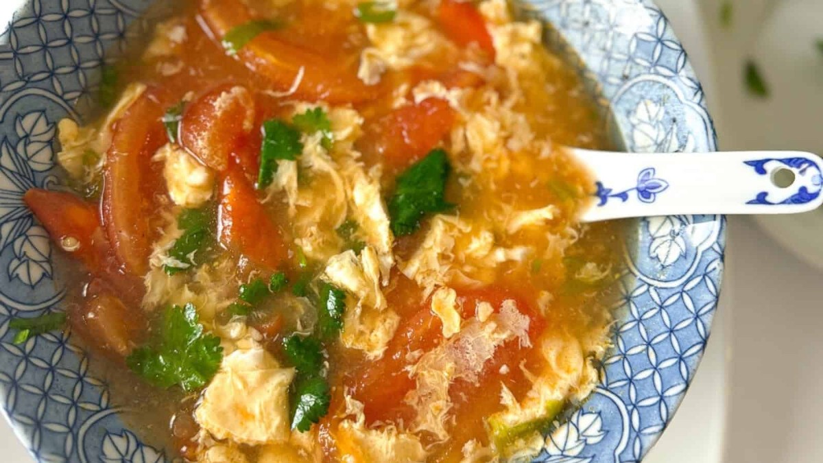  Tomato Egg Drop Soup: Classic Chinese Comfort Food