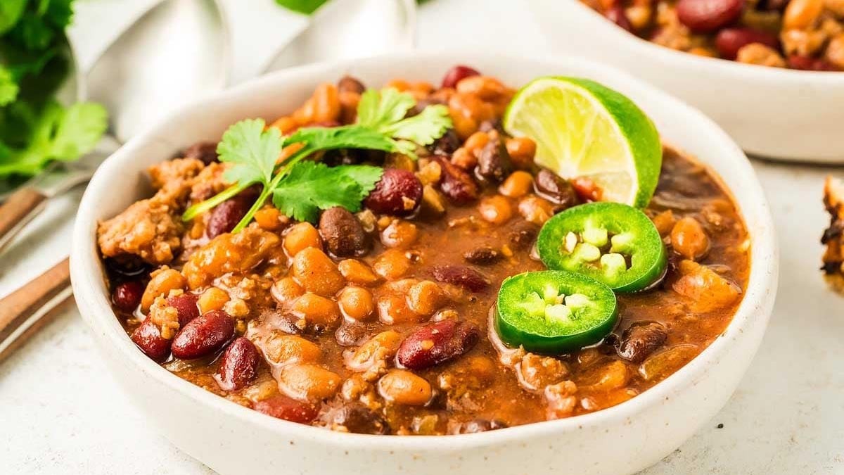 Slow Cooker Cowboy Beans