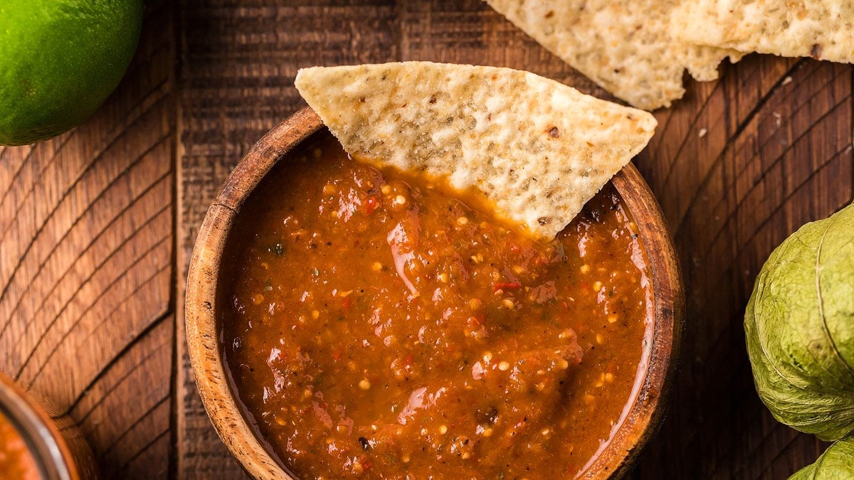 Tomatillo Red Chili Salsa - Copycat Chipotle Hot Salsa