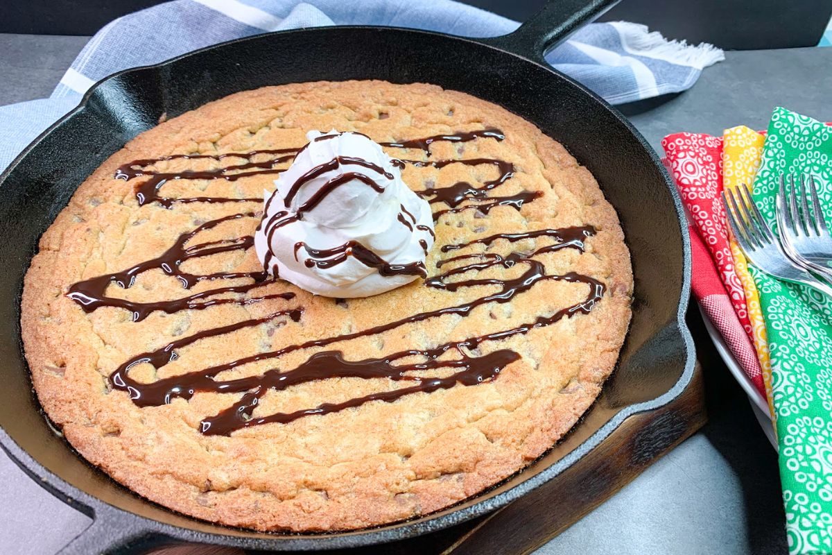 skillet cookie.
