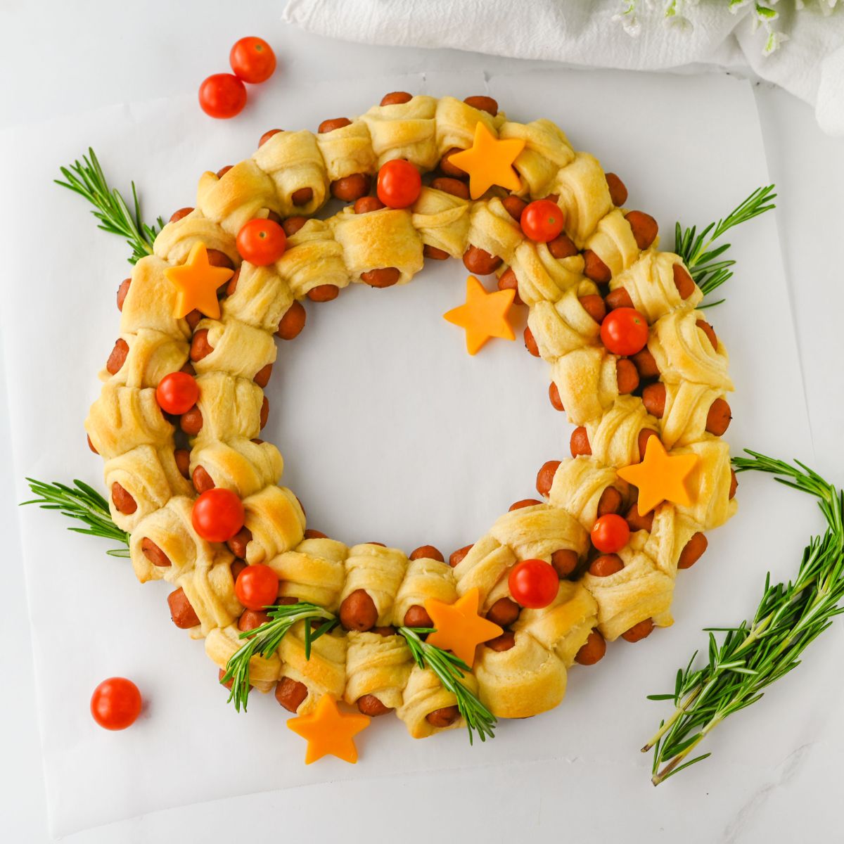 Pigs in a Blanket Christmas Wreath Appetizer.