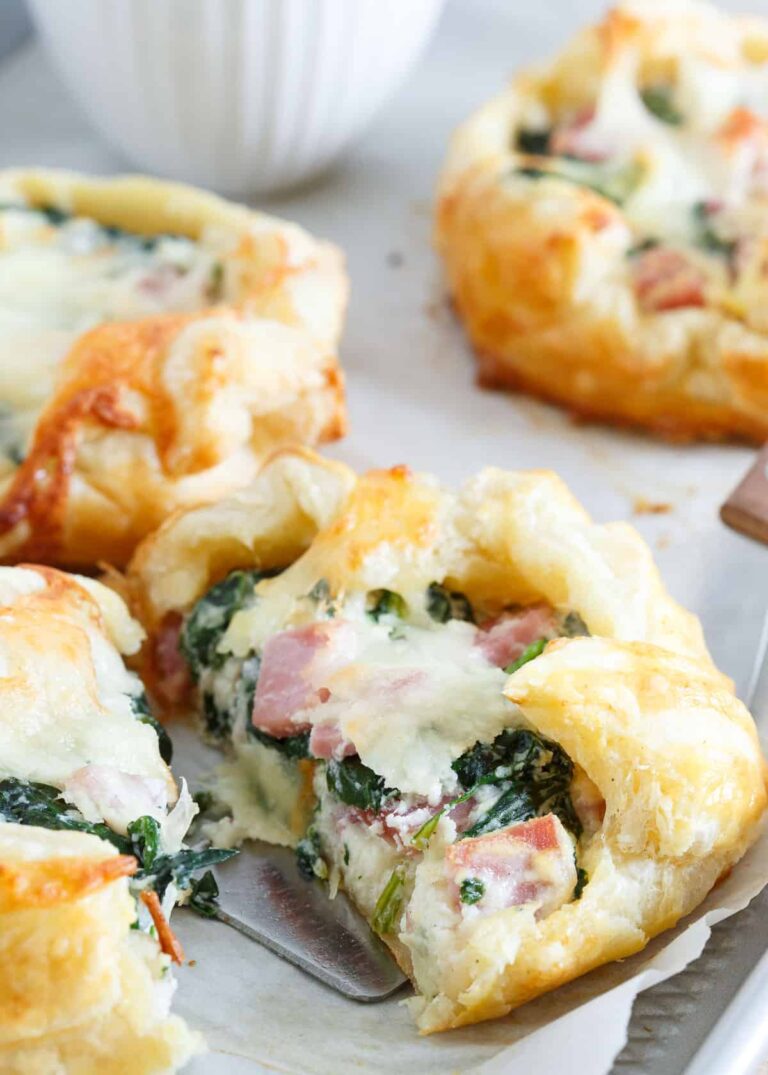 Mini Ham Cheese and Spinach Breakfast Pies