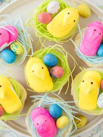 Easter cupcakes.